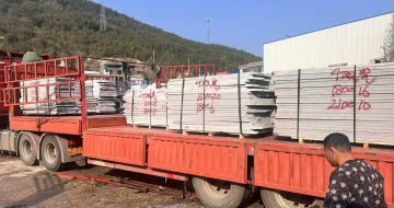 黄山 芝麻灰花岗岩光面毛板出货日常