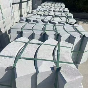 黄山 芝麻灰弧形路沿石