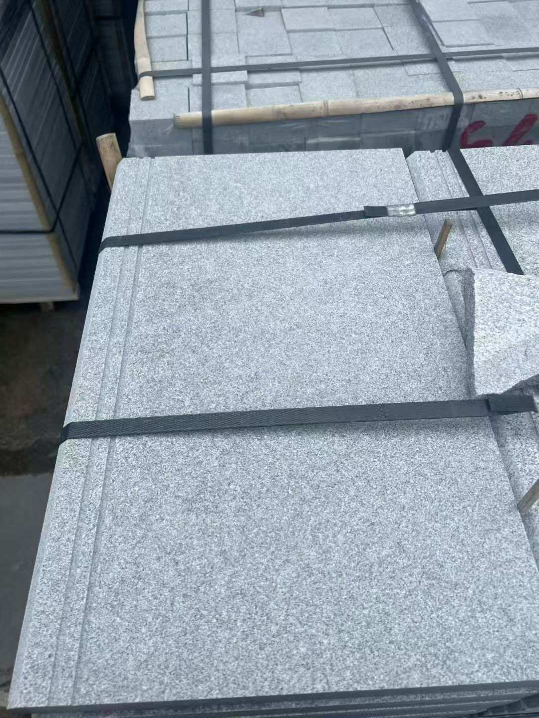 黄山 芝麻灰火烧面拉槽台阶