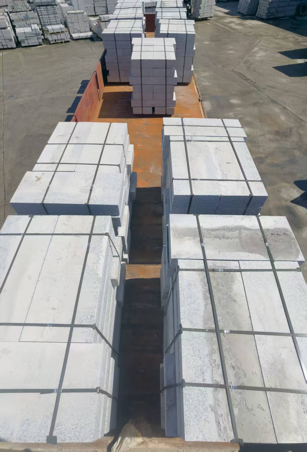 黄山 路沿石装车出货