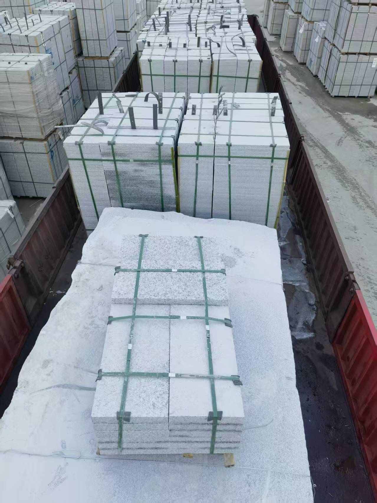 黄山芝麻白300*600成品+板底