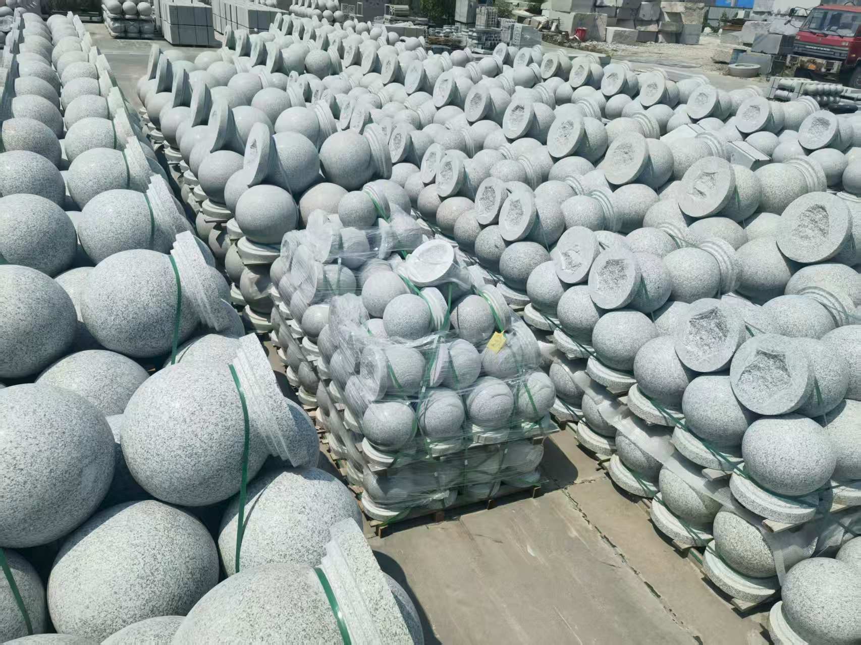 黄山 花岗岩实心圆球，石球，挡车球，挡车石，车止石，路障石。