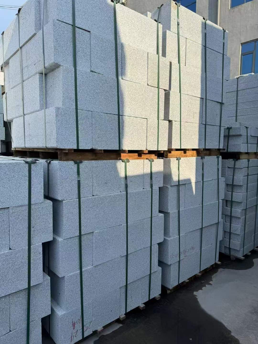 黄山 芝麻白路沿石