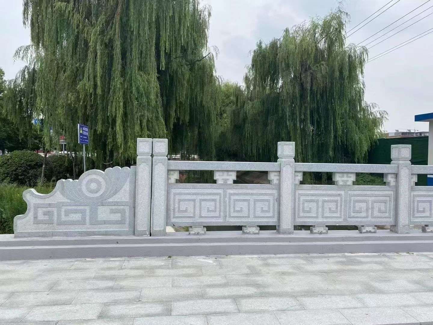 黄山 芝麻灰桥栏杆、河道栏杆安装效果