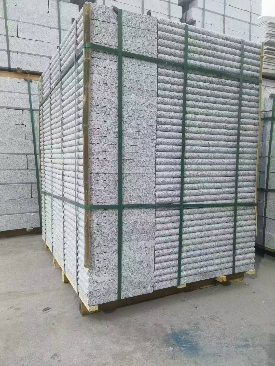 黄山 芙蓉白3公分厚磨圆边、拉槽，楼梯踏步